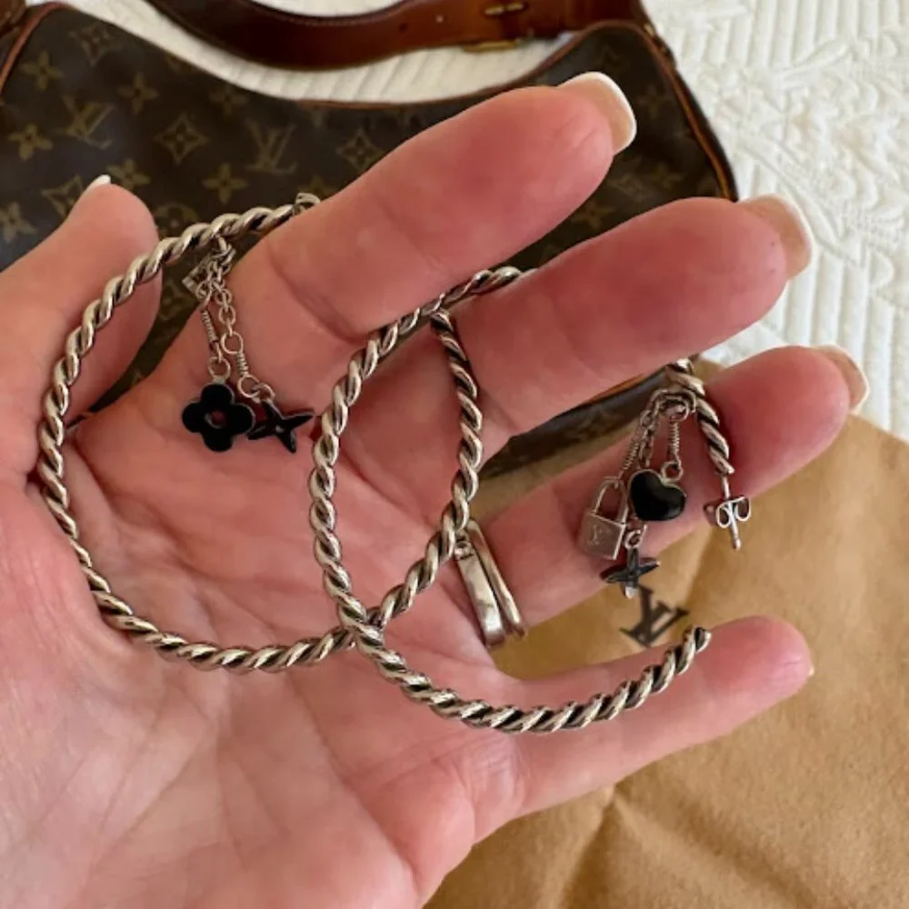 Louis Vuitton Silver Hoop Earrings Sweet Monogram Large Authentic - Picture 6 of 6